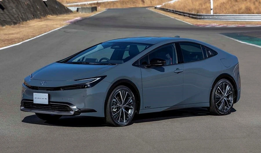 Toyota-Prius-3