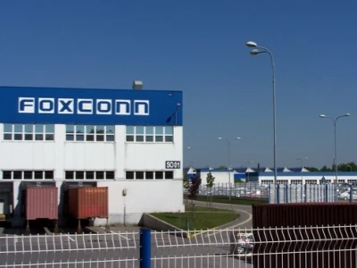 Foxconn Proposes A Four-Way Alliance With Honda, Nissan, And Mitsubishi To Co...